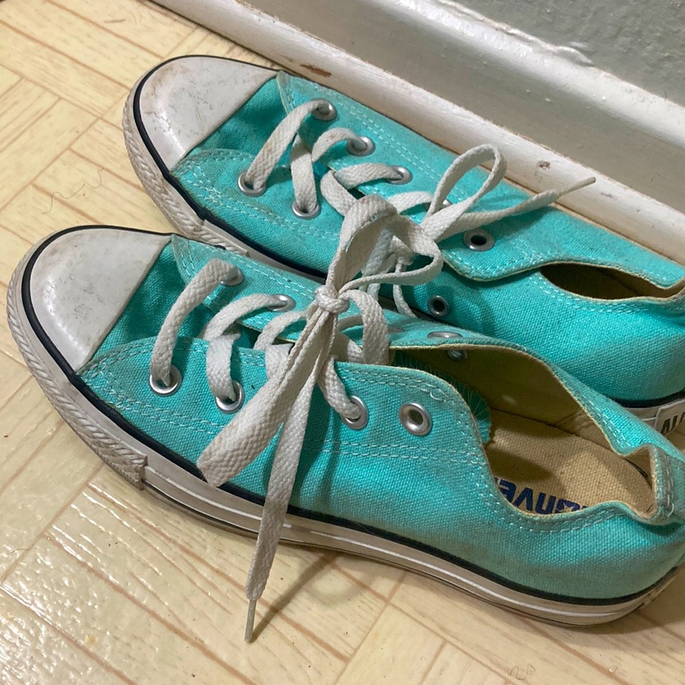 Converse Tiffany Blue